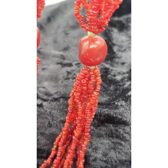VTG  SILVER AMULET Glass Seed Beads / 2 Coral? Larger Beads /10 Strand Necklace - Picture 11 of 13